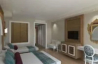 Hotel J'Adore Deluxe Hotel & Spa